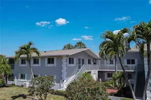 8141 Country Rd, Fort Myers, FL 33919 - Photo 4