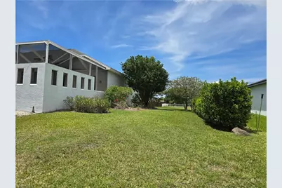 123 NW 14th Ave, Cape Coral, FL 33993 - Photo 16