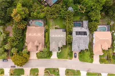 25060 Bay Cedar Dr, Bonita Springs, FL 34134 - Photo 30