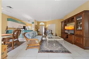 25060 Bay Cedar Dr, Bonita Springs, FL 34134 - Photo 10