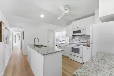11391 Cypress Ln, Fort Myers Beach, FL 33931 - Photo 6