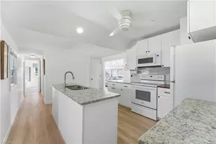 11391 Cypress Ln, Fort Myers Beach, FL 33931 - Photo 6