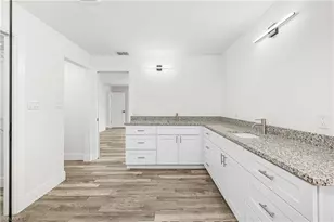 1402 Jefferson Ave, Lehigh Acres, FL 33972 - Photo 20