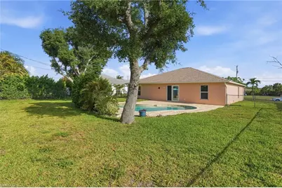 2004 NE 5th Ter, Cape Coral, FL 33909 - Photo 4