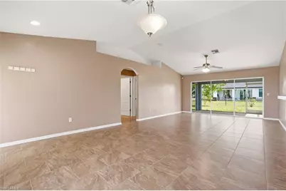 1621 NW 18th St, Cape Coral, FL 33993 - Photo 8