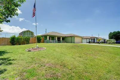 26 NE 8th Ter, Cape Coral, FL 33909 - Photo 30