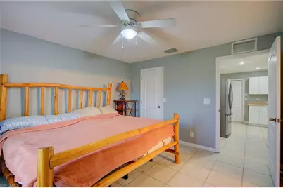 26 NE 8th Ter, Cape Coral, FL 33909 - Photo 20