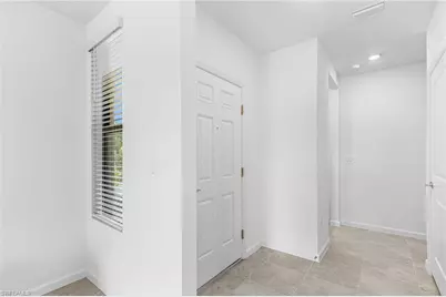 1485 Weeping Willow Ct, Cape Coral, FL 33909 - Photo 4