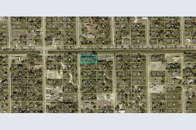 722 Louis Ave, Lehigh Acres, FL 33972 - Photo 2
