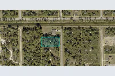 721 Wells Ave, Lehigh Acres, FL 33972 - Photo 2