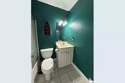 900 NE 18th Ter, Cape Coral, FL 33909 - Photo 10