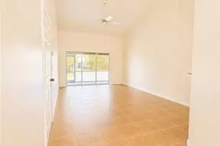 509 NE 24th Pl, Cape Coral, FL 33909 - Photo 2