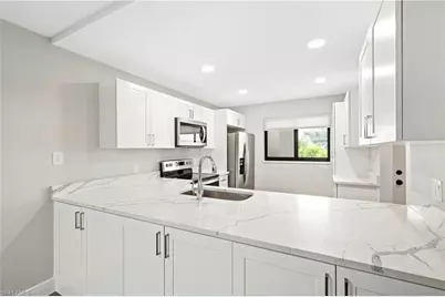 17452 Overhill Dr #B, Fort Myers, FL 33908 - Photo 12