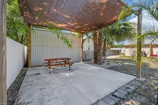 575 Sabal Palm Ct, Labelle, FL 33935 - Photo 28