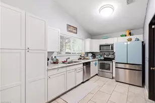 4022 E Sunflower Cir, Labelle, FL 33935 - Photo 14