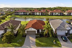 11872 Arbor Trace Dr, Fort Myers, FL 33913 - Photo 2