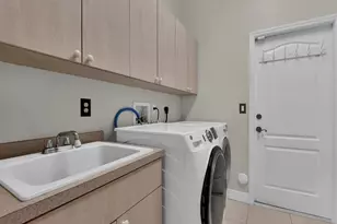 505 SE 29th St, Cape Coral, FL 33904 - Photo 28