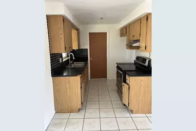 2571 Parkway St, Fort Myers, FL 33901 - Photo 2