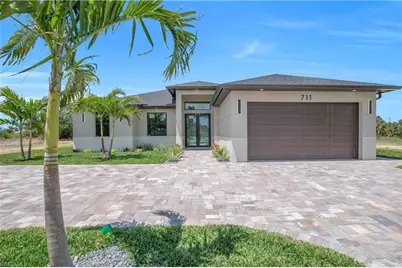 711 Gleason Pkwy, Cape Coral, FL 33914 - Photo 6