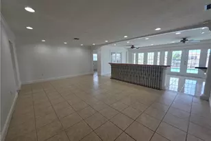 1038 SE 30th St, Cape Coral, FL 33904 - Photo 4