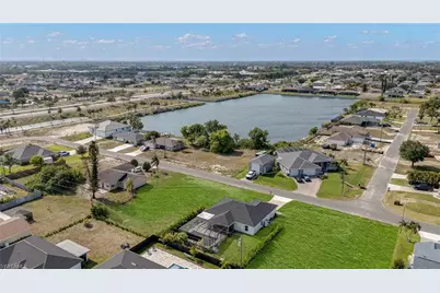 1417 NE 13th St, Cape Coral, FL 33909 - Photo 2