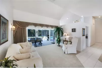 2725 SW 46th Ter, Cape Coral, FL 33914 - Photo 6