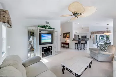 2725 SW 46th Ter, Cape Coral, FL 33914 - Photo 12