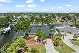 1412 Windsor Ct, Cape Coral, FL 33904 - Photo 36