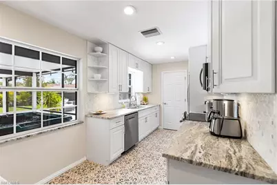 3950 Mohawk Pl, Naples, FL 34112 - Photo 8