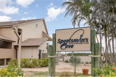 898 Buttonwood Dr #105, Fort Myers Beach, FL 33931 - Photo 4