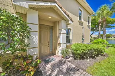 3231 Cottonwood Bend #306, Fort Myers, FL 33905 - Photo 4