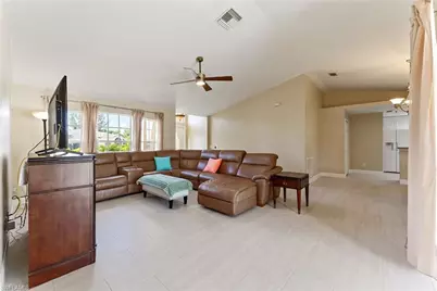 1127 SW 29th St, Cape Coral, FL 33914 - Photo 8
