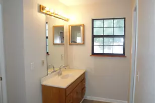 279 Hubbard Ave, North Fort Myers, FL 33917 - Photo 14