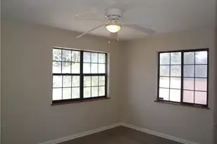 279 Hubbard Ave, North Fort Myers, FL 33917 - Photo 12
