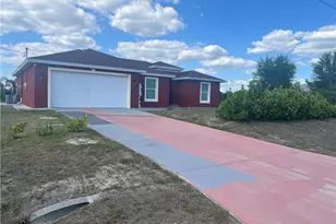 5060 Benton St, Lehigh Acres, FL 33971 - Photo 4