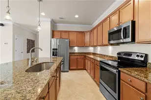 11284 Red Bluff Ln, Fort Myers, FL 33912 - Photo 14
