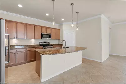 11284 Red Bluff Ln, Fort Myers, FL 33912 - Photo 10