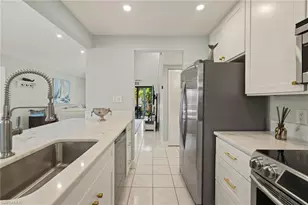 974 Greenwood Ct S, Sanibel, FL 33957 - Photo 8
