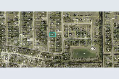 725 Peacock Ave, Lehigh Acres, FL 33974 - Photo 2