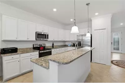 11937 Silver Cobblestone Way, Fort Myers, FL 33913 - Photo 10