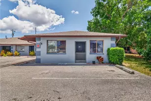2141 SE 15th Pl, Cape Coral, FL 33990 - Photo 20
