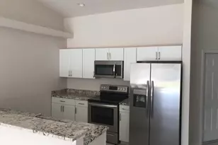 507 SE 5th St, Cape Coral, FL 33990 - Photo 2