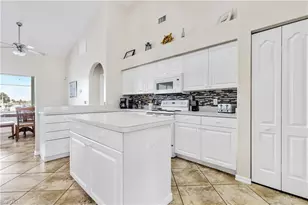 1809 Savona Pkwy, Cape Coral, FL 33904 - Photo 14