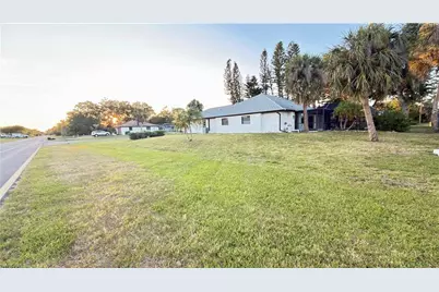 4423 Albacore Cir, Port Charlotte, FL 33948 - Photo 42