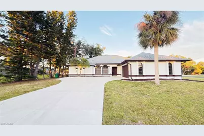 4423 Albacore Cir, Port Charlotte, FL 33948 - Photo 2
