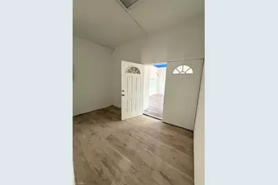 27 Cardinal Dr, North Fort Myers, FL 33917 - Photo 8