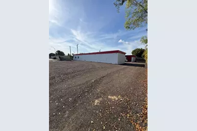 27 Cardinal Dr, North Fort Myers, FL 33917 - Photo 2