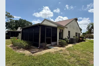 1707 Bent Tree Cir, Fort Myers, FL 33907 - Photo 12