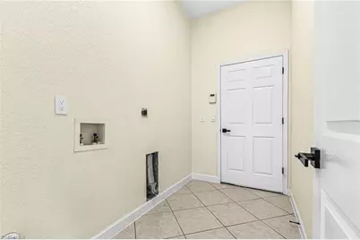 423 SE 17th Ter, Cape Coral, FL 33990 - Photo 22