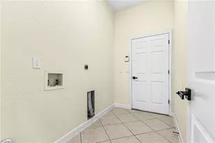 423 SE 17th Terrace, Cape Coral, FL 33990 - Photo 22